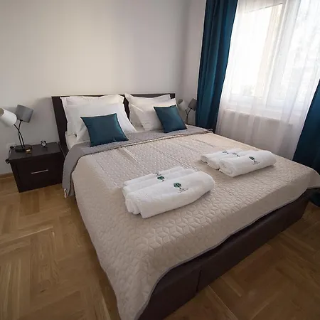 Park Lux 아란젤로바츠