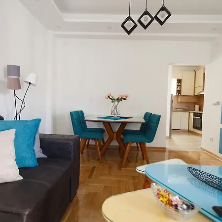 Park Lux Apartment Arandjelovac